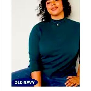 Old Navy Hunter Green Sweater
